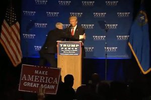 donald-trump-rushed-off-stage-in-reno-after-someone-yelled-gun-video